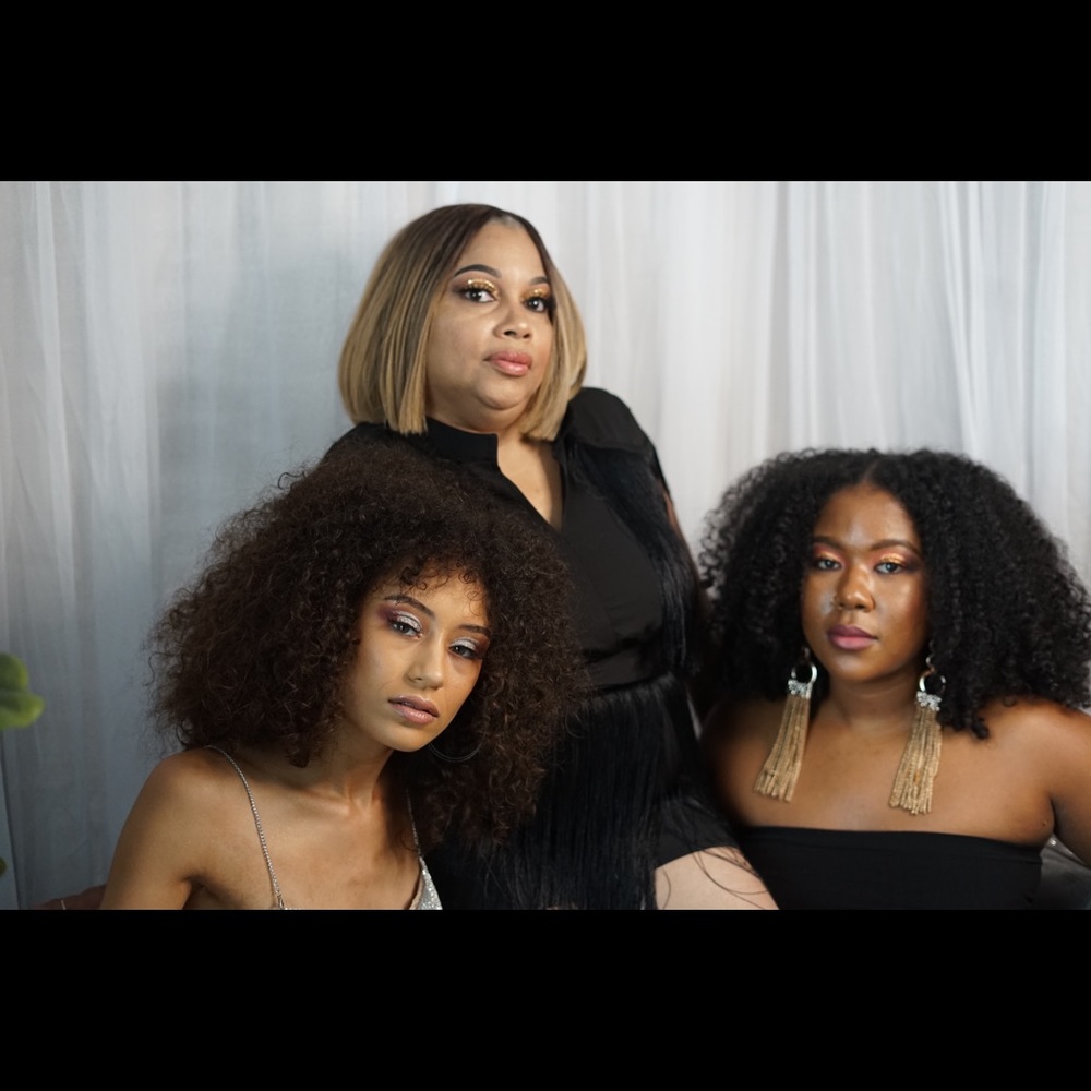 Meet Madeline owner of aymimibeautywix.com